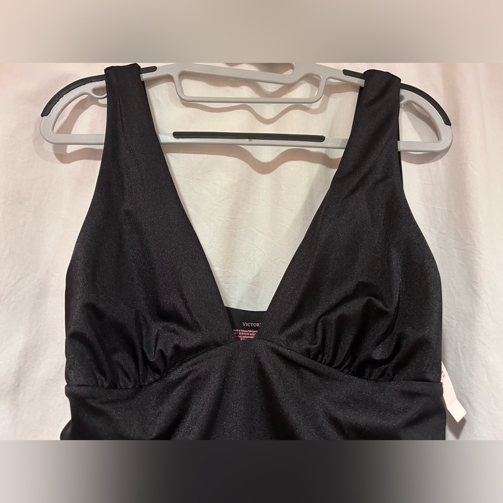 Victoria's Secret One Piece Swimsuit - Picture 3 of 4